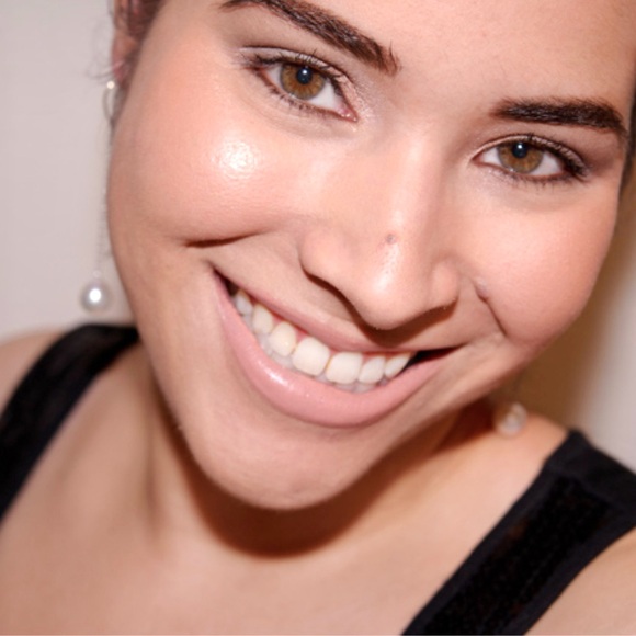 MAC Cosmetics Lipstick *A PERFECT DAY* Limited Edition, Extremely Rare BNWOB - Picture 8 of 8